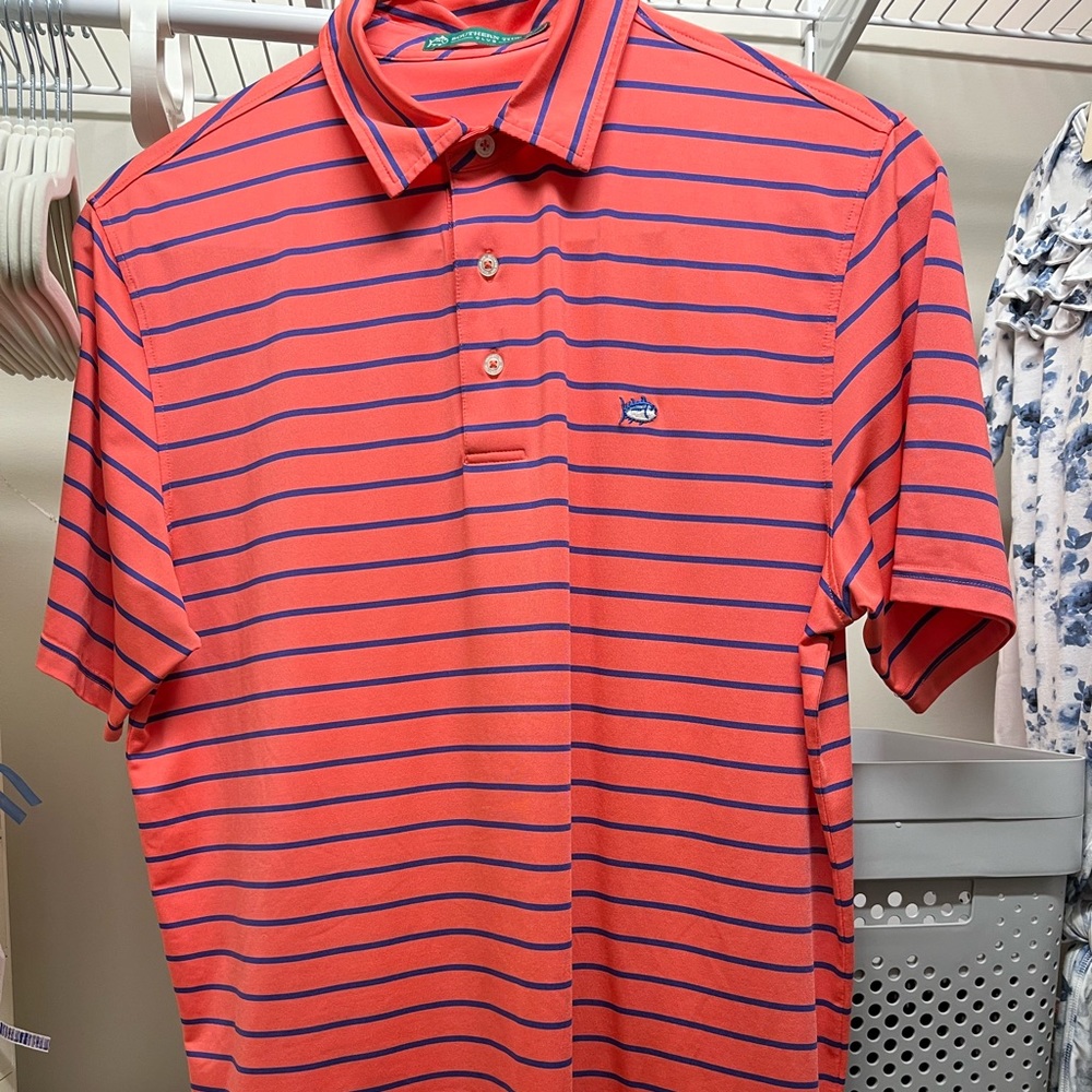 Southern Tide golf polo. Men’s medium